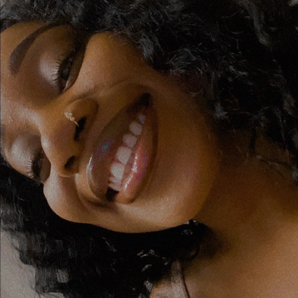 Meet your Posher, Natalie